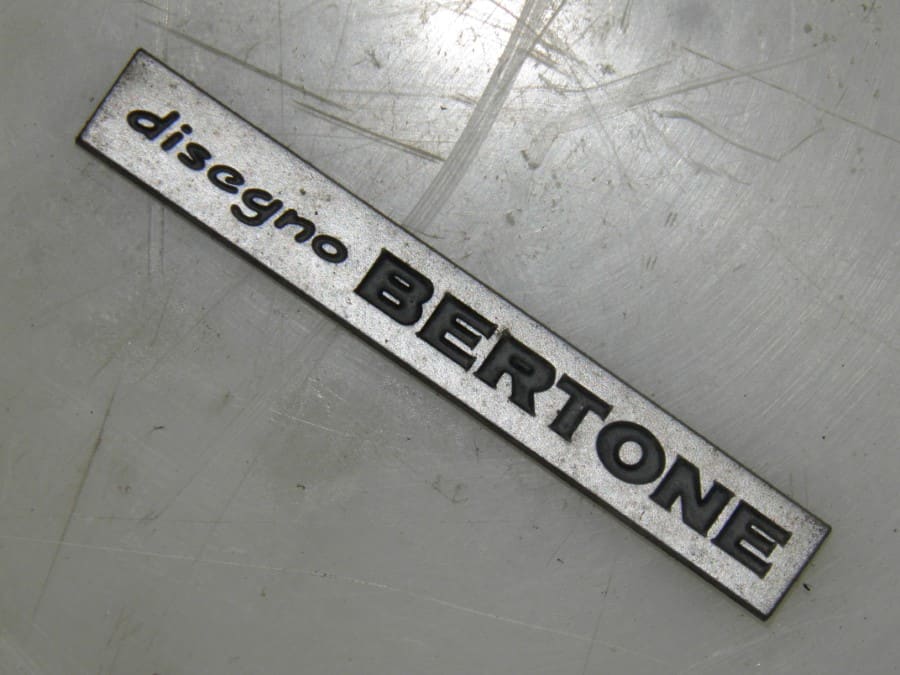 Disegno Bertone Badge - Alfa Romeo GT 2002-2010 - CloverParts