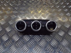 Interrupteurs de climatisation – Alfa Romeo Giulietta 2010-