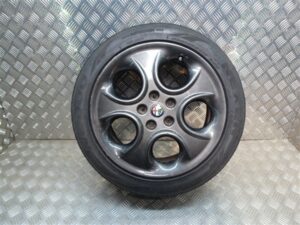 17 inch Horseshoe Alloy Wheels with Tyres – Alfa Romeo 166 1998-2008