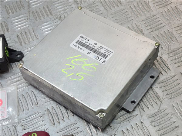 2.5 V6 Engine ECU with Code and Key Set Bosch 0261204707 - Alfa Romeo 166 1998-2001 - Image 2