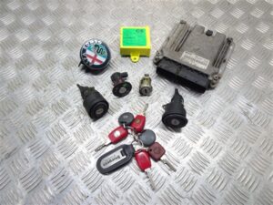 2.0 JTS Engine ECU Code box and Key 0261S01017 – Alfa Romeo 916 GTV Spider 2002-2005
