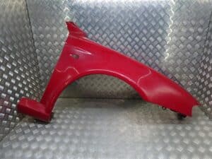 RIGHT – Wing Red 289/A – Alfa Romeo GT 2000-2010