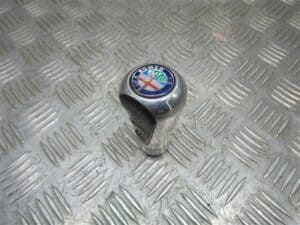 Aluminium Gear Knob ORIGINAL with Carbon Fibre – Alfa Romeo 916 GTV Spider 145 146