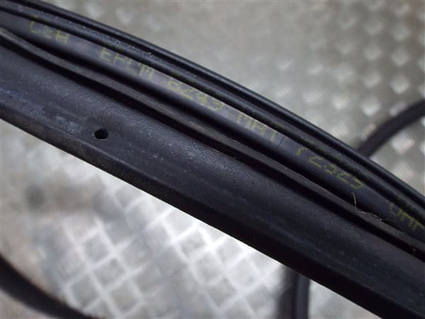 RIGHT - Door Seal - Alfa Romeo Mito 2008-2020 - Image 4