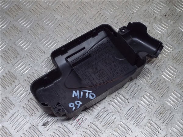 Fuse Box Trim Cover - Alfa Romeo Mito 2008-2020 - Image 11