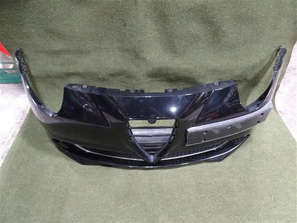 Front Bumper (Crack) Black 601 - Alfa Romeo Mito 2008-2018 - immagine 2