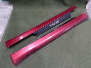 RIGHT and LEFT Side Skirts – Proteo Red 195 – Alfa Romeo 916 GTV Spider 1995-2005