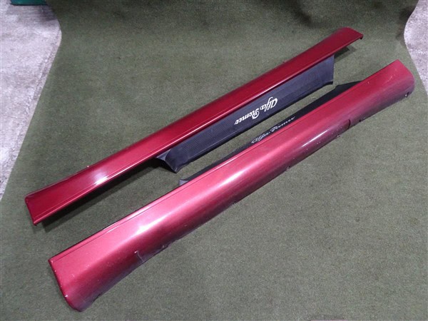 RIGHT and LEFT Side Skirts - Proteo Red 195 - Alfa Romeo 916 GTV Spider 1995-2005