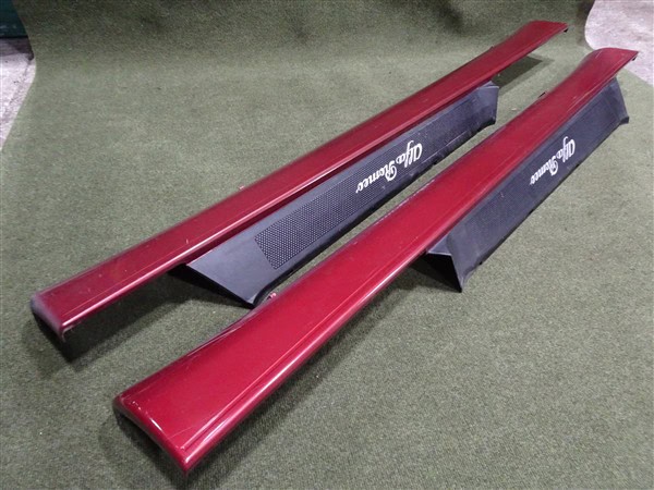 RIGHT and LEFT Side Skirts - Proteo Red 195 - Alfa Romeo 916 GTV Spider 1995-2005 - Image 9