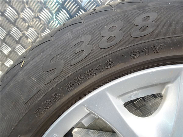 16 inch Alloy Wheels with Tyres 4x98 - Alfa Romeo Mito (145/146) 2009-2017 - immagine 27