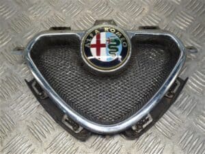 Front Chrome Bonnet Grille – Alfa Romeo 916 GTV Spider 1995-2005