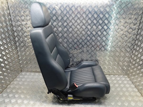 Blue Momo Leather Seats Front and Rear – Alfa Romeo 916 GTV 1998-2005 - Image 13