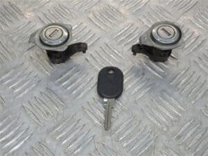 Door Locks with Key – Alfa Romeo 145 146 1994-2001