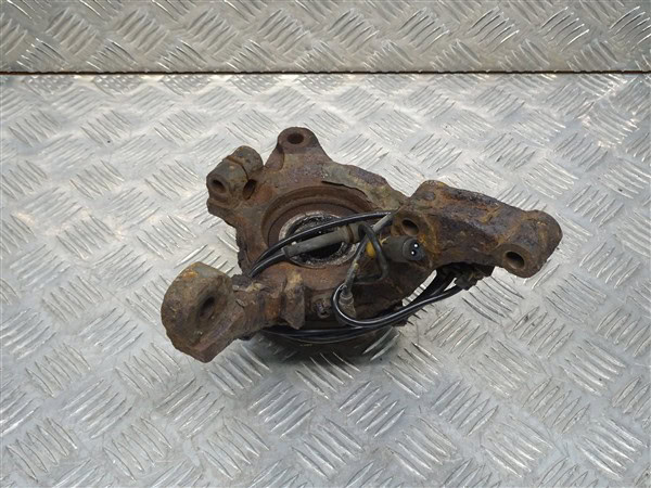 RIGHT - 3.0 3.2 V6 Front Wheel Hub with ABS Sensor - Alfa Romeo 916 GTV Spider 2000-2005 - Image 5