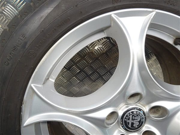 17 inch Horseshoe Alloy Wheels with Tyres 5x110 - Alfa Romeo 159 Brera Spider - Image 4