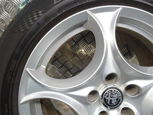 17 inch Horseshoe Alloy Wheels with Tyres 5x110 - Alfa Romeo 159 Brera Spider - Image 25