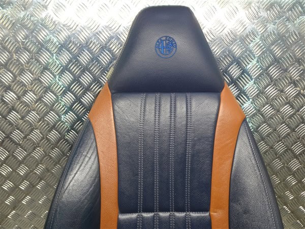 Blue and Tobacco Leather Seats Front and Rear - Alfa Romeo 939 Brera Spider 2005-2012 – Image 36