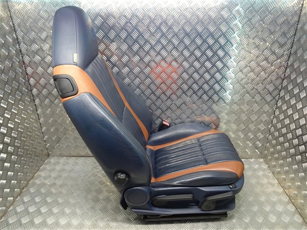 Blue and Tobacco Leather Seats Front and Rear - Alfa Romeo 939 Brera Spider 2005-2012 – Image 38