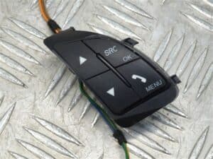 Steering Wheel Media Switches Controls – Alfa Romeo Giulietta 2010-2020