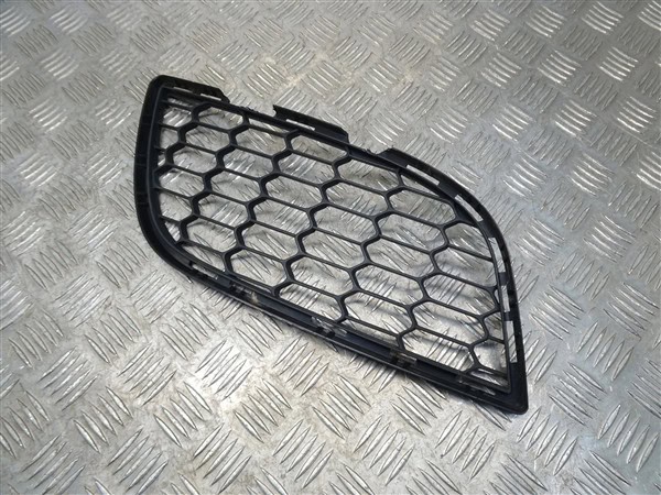 RIGHT - Bumper Grille - Alfa Romeo Giulietta 2010-2016 – Bild 2