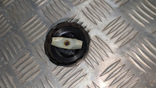 Oil Cap 2.5 3.0 3.2 V6 - Alfa Romeo 156 147 GT 166 916 GTV Spider - Image 2