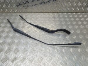 RIGHT and LEFT – Wiper Arms – Alfa Romeo Mito 2008-2020